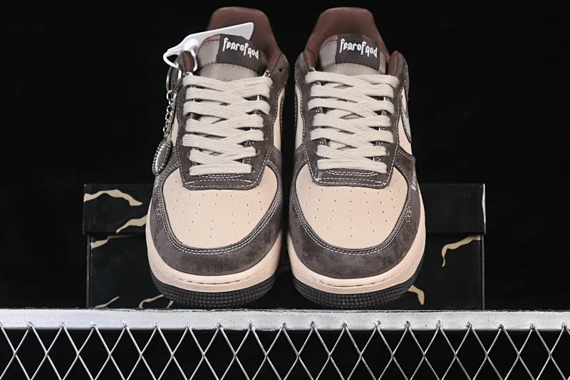 All categories Nk Air Force 1 Air Force series Nk Air Force 1 Low Air Force low-top Nike Air Force 1'07 Low Brown and light khaki Air Force 1 low-top casual sneakers KL1688-001